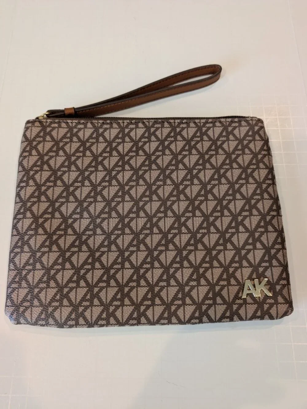 Anne Klein Wristlet Makeup Bag Travel Bag Brown And Tan Gold Toned Hardware